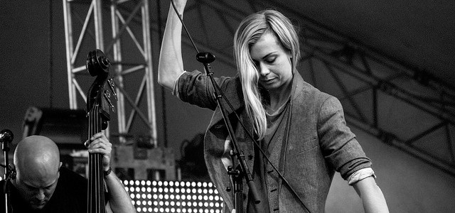 Anna Ternheim sjunger på Malmöfestivalen