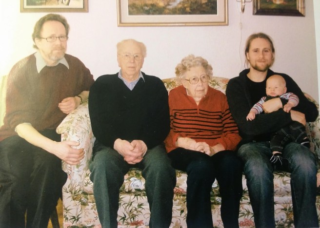 28169537_1820779961286715_635103250_o